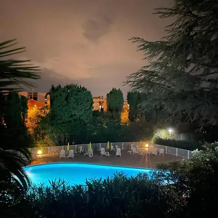 Апартаменты Studio Avec Piscine/tennis/petanque Proche Plages