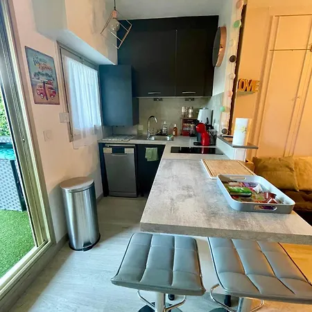 Apartment Studio Avec Piscine/tennis/petanque Proche Plages