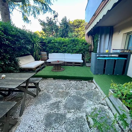 Studio Avec Piscine/tennis/petanque Proche Plages Apartman *